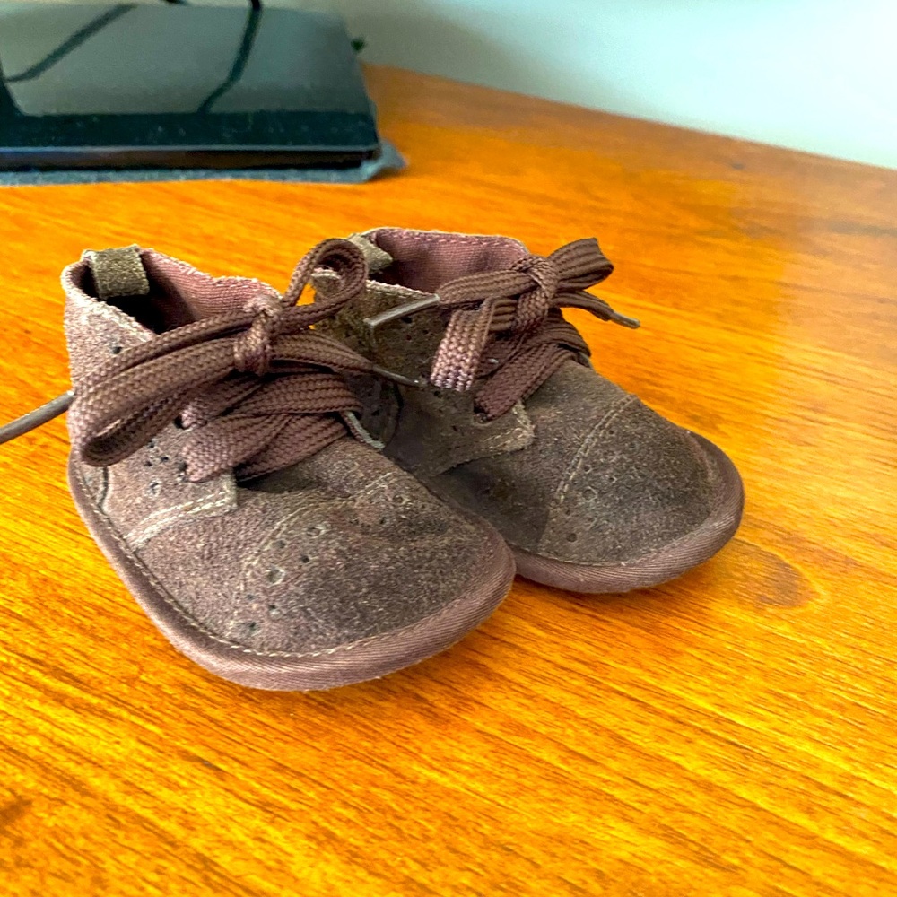Infant suede boots size 3-6 months
